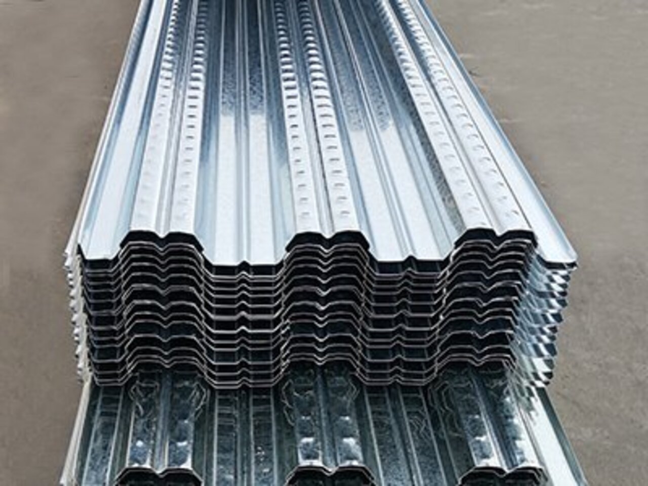 <b>YX51-240-720開口型樓承板</b>